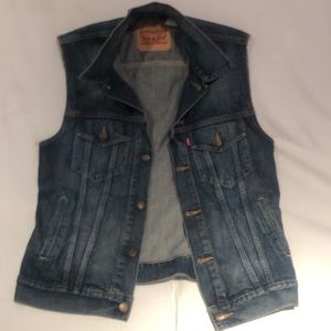 Levi’s Button up Jean vest